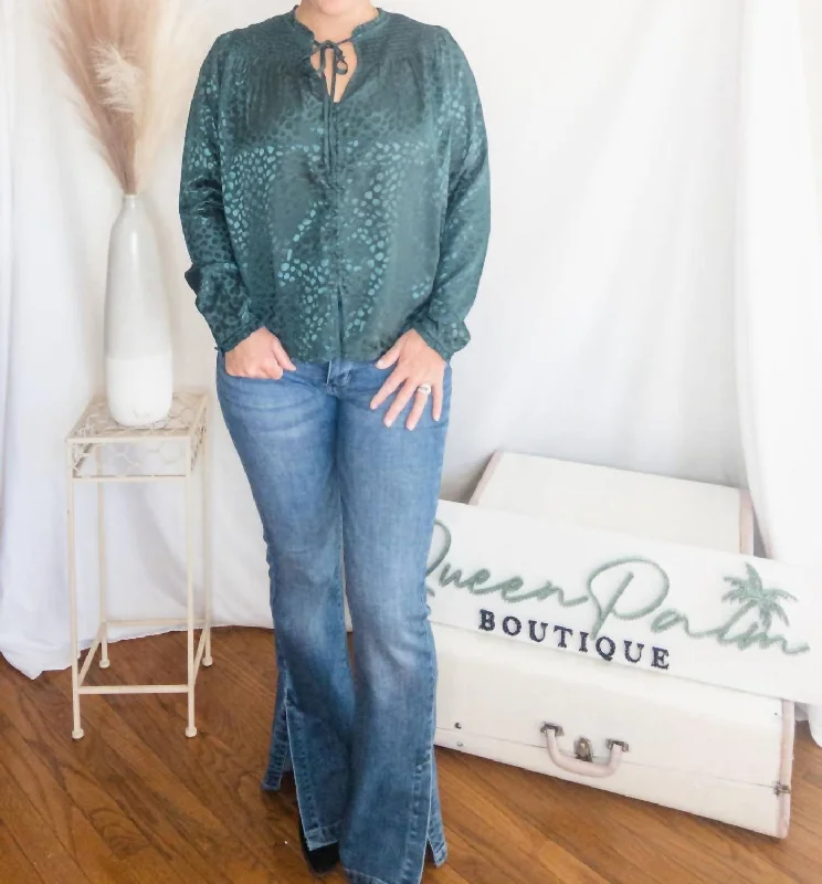 Seasonal Fashion Georgia Blouse In Hunter Green