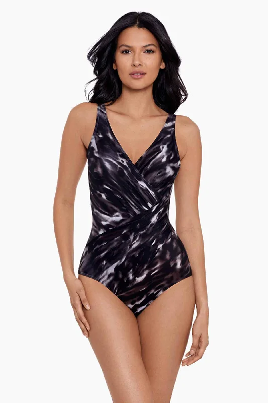 Trend Forward Women's Wear Tempest Oceanus One Piece Swimsuit DD-Cup