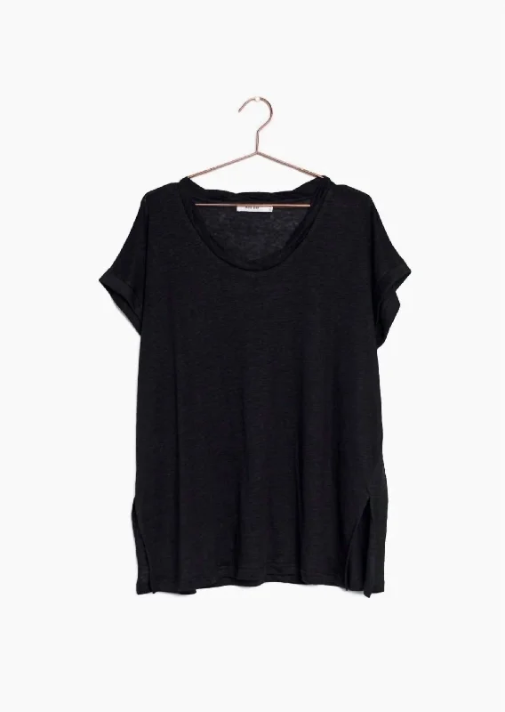 Weekend Special Women's Linen Knit Top In Black