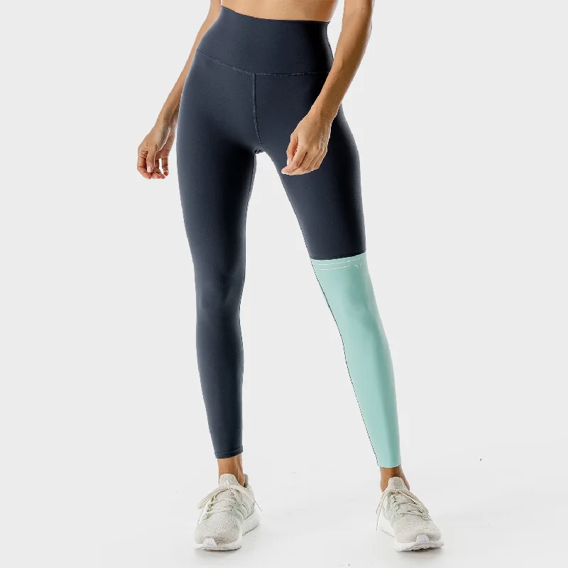 Comfortable Chic LAB360° Colour Block Leggings - Blue Nights