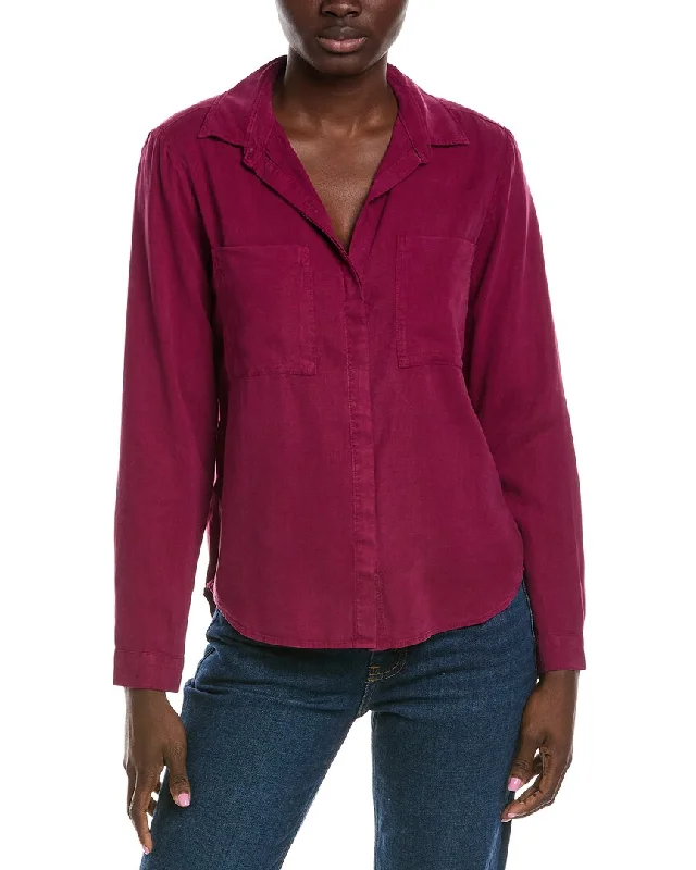 Feminine Soft - Hued Styles Bella Dahl Two Pkt Classic Button Down