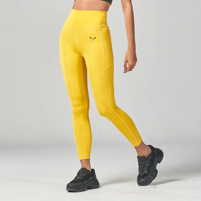 Ends Soon Essential Cropped Leggings 24" - Yellow