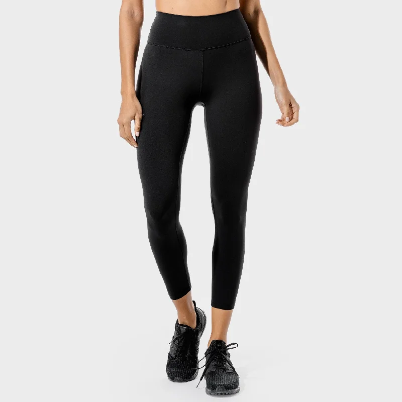 Bid Farewell To The Old Season Infinity Cropped 7/8 Leggings - Black