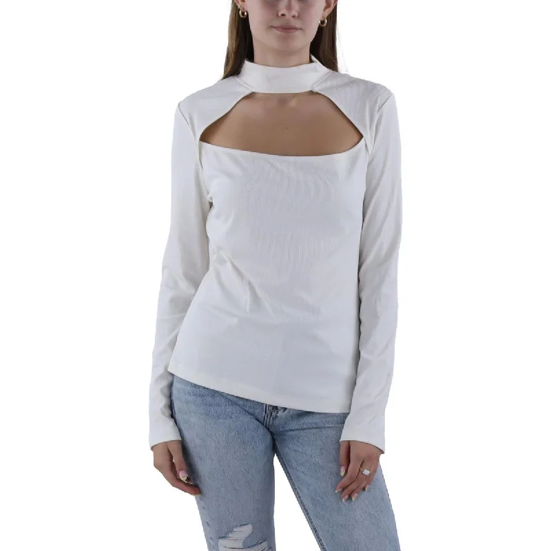 The Latest Trends Womens Cut Out Knit Turtleneck Top