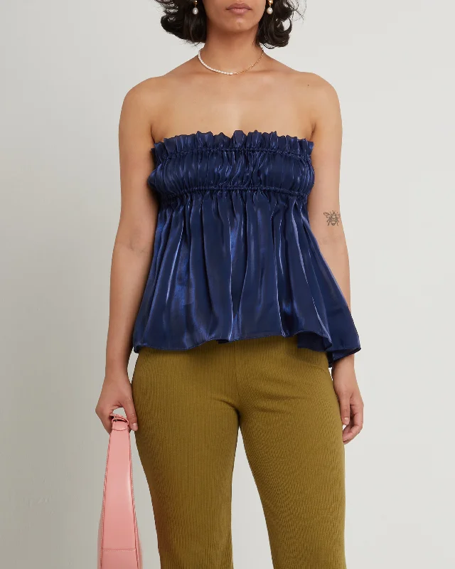 Sophisticated Cut Pam Top