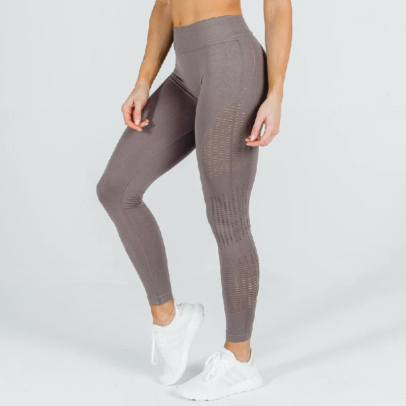 Effortless Style, Endless Impact She-Wolf Seamless Leggings - Beige