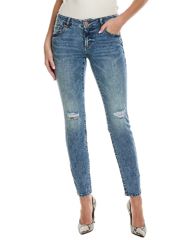 Comfort Meets Fashion cabi The Skinny Jean